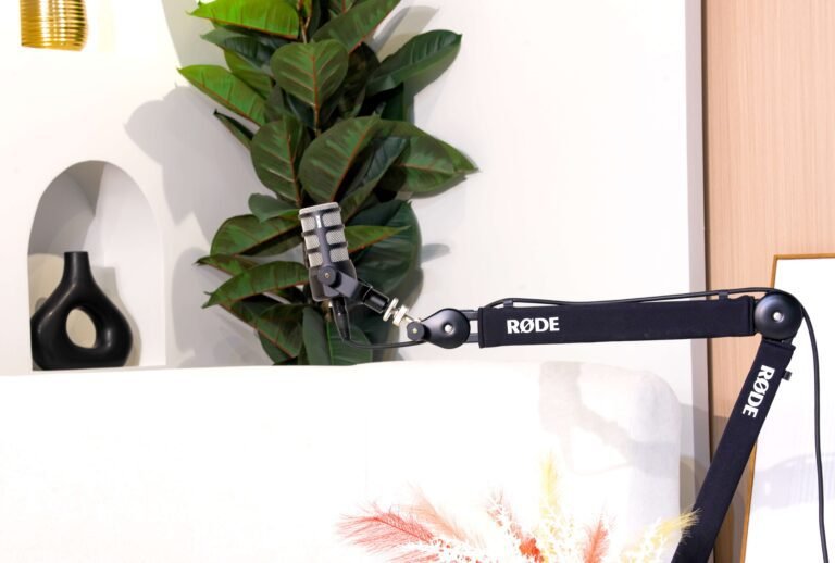 imgi 17 podcast image 2